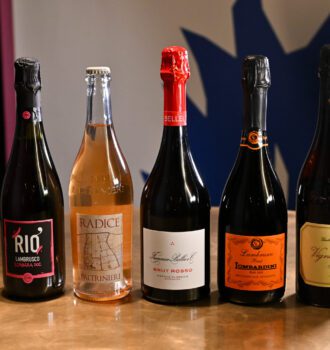 Lambrusco Doc a spicchi. Dry Milano © Francesco_Vignali_Photography