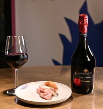 Lambrusco Doc a spicchi. Dry Milano © Francesco_Vignali_Photography