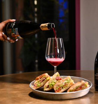 Lambrusco Doc a spicchi. Dry Milano © Francesco_Vignali_Photography