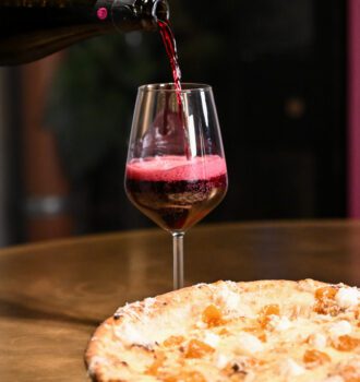 Lambrusco Doc a spicchi. Dry Milano © Francesco_Vignali_Photography