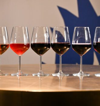 Lambrusco Doc a spicchi. Dry Milano © Francesco_Vignali_Photography